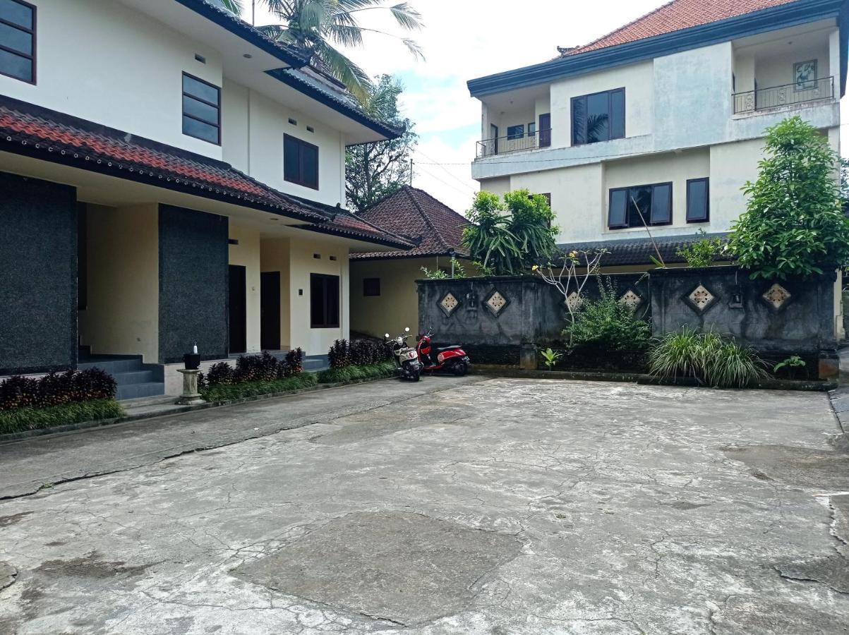Hotel Mawar Sari Mitra Reddoorz Payangan Luaran gambar